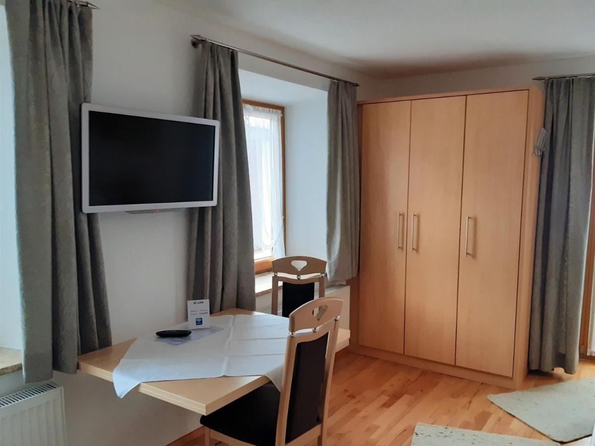 Gastehaus Hosp Apartman Obsteig Kültér fotó